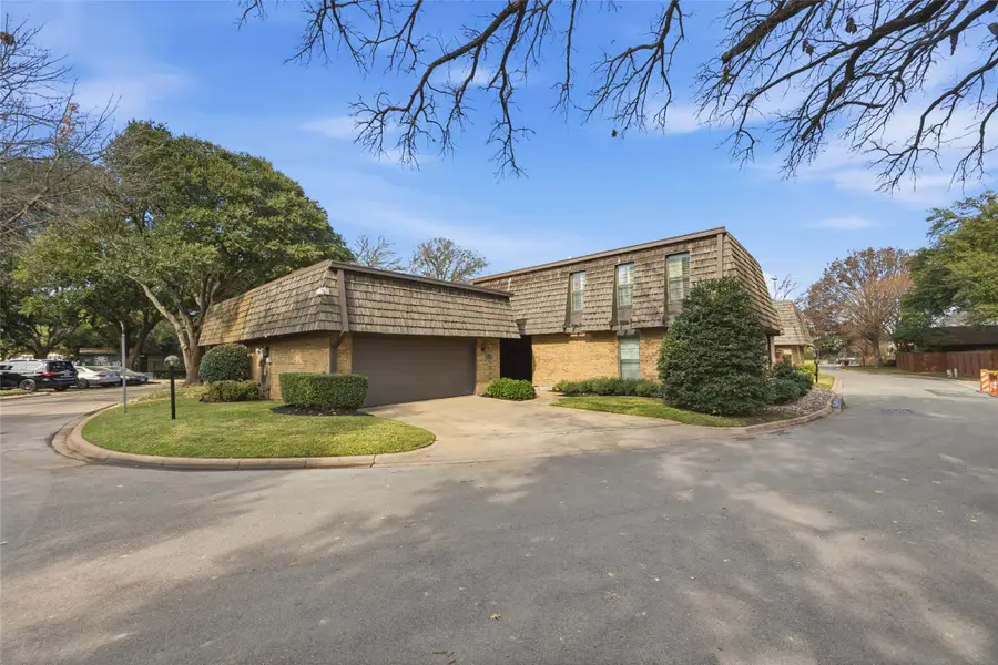 3016 Tanglewood Park E, Fort Worth, TX 76109 - #3