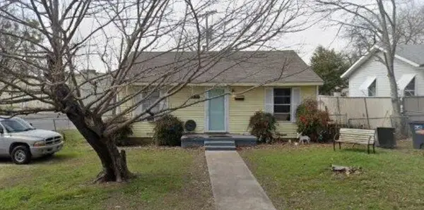 5074 Mayfair Street, Fort Worth, TX 76116