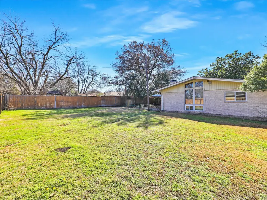 1102 N Graves Street, McKinney, TX 75069 - #3