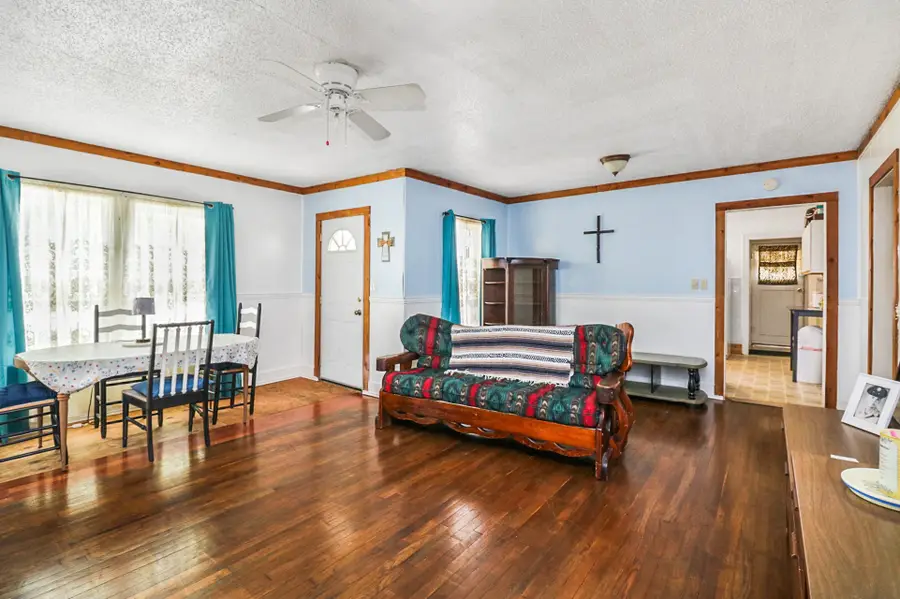 605 W Walnut Street, Coleman, TX 76834 - #2