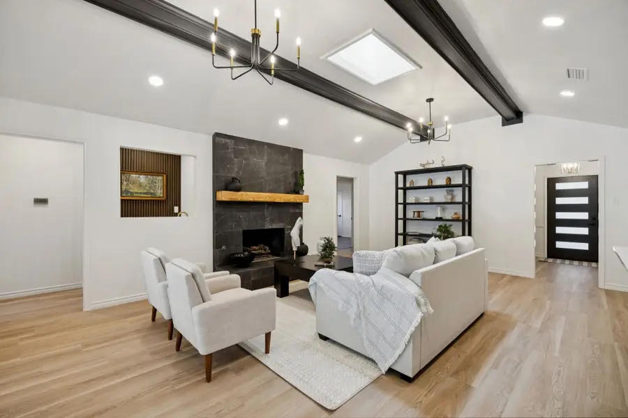 10015 Glen Canyon Drive, Dallas, TX 75243 - Image #2