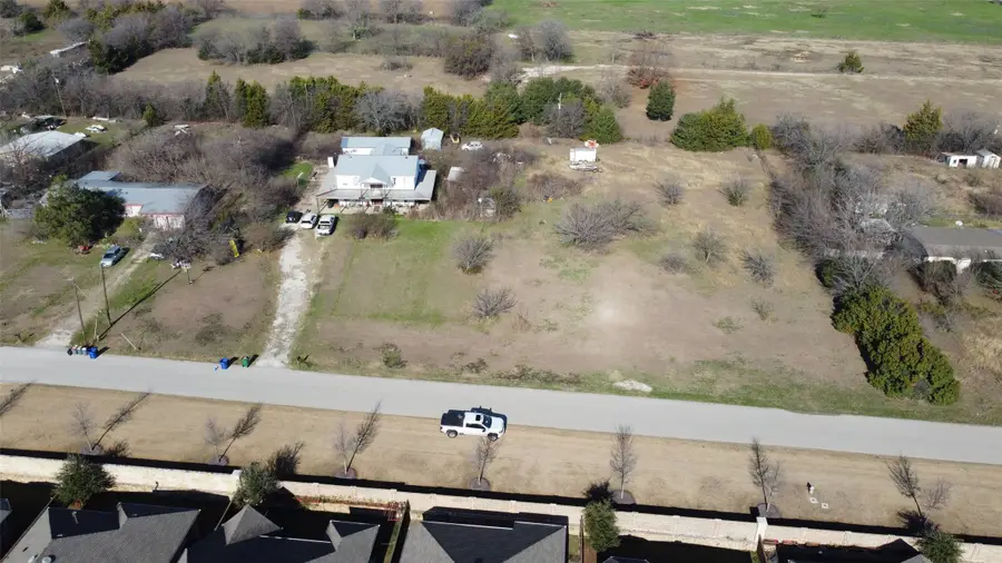 2531 Mathis Rd, Mansfield, TX 76063 - Image #3