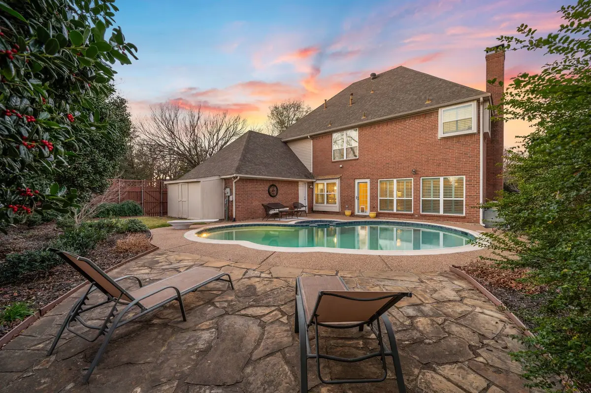 3100 Willow Creek Way, Bedford, TX 76021 - #1