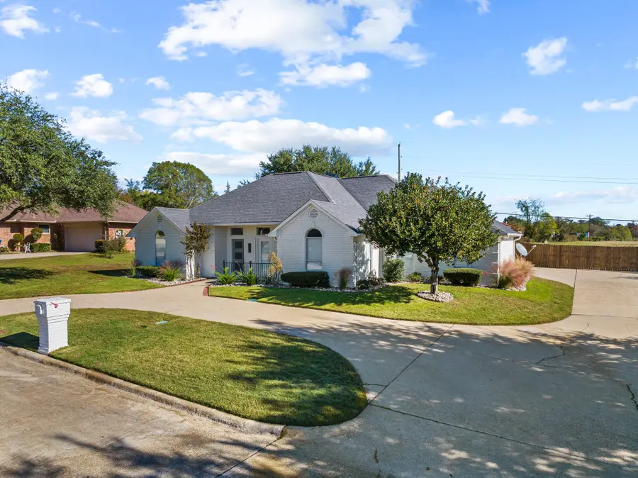 3008 Masters Drive, Mount Pleasant, TX 75455 - Image #2