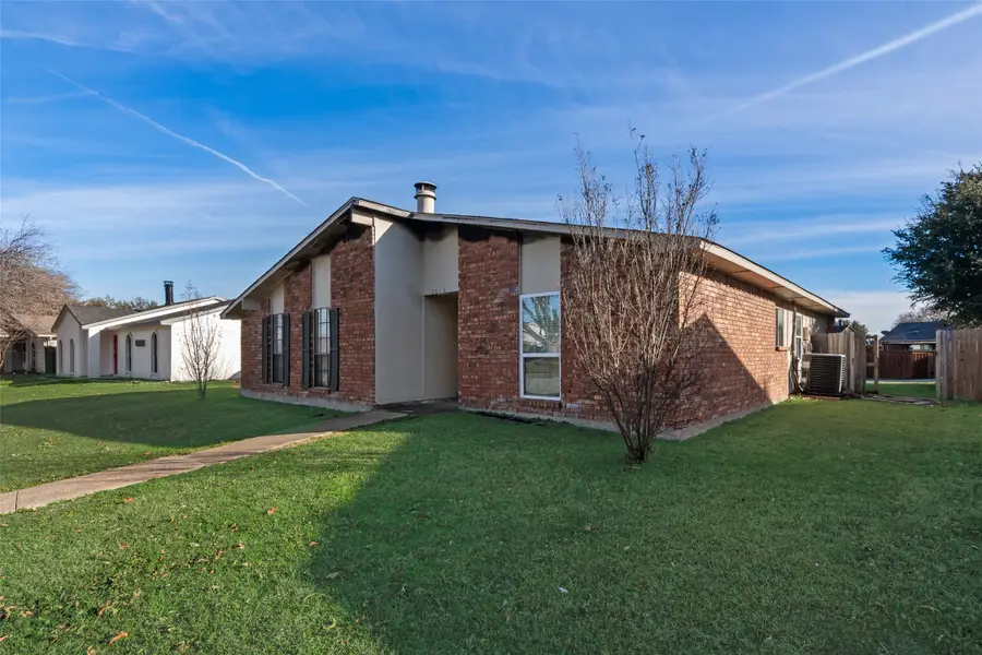 2013 Clark Trail, Grand Prairie, TX 75052 - Image #3