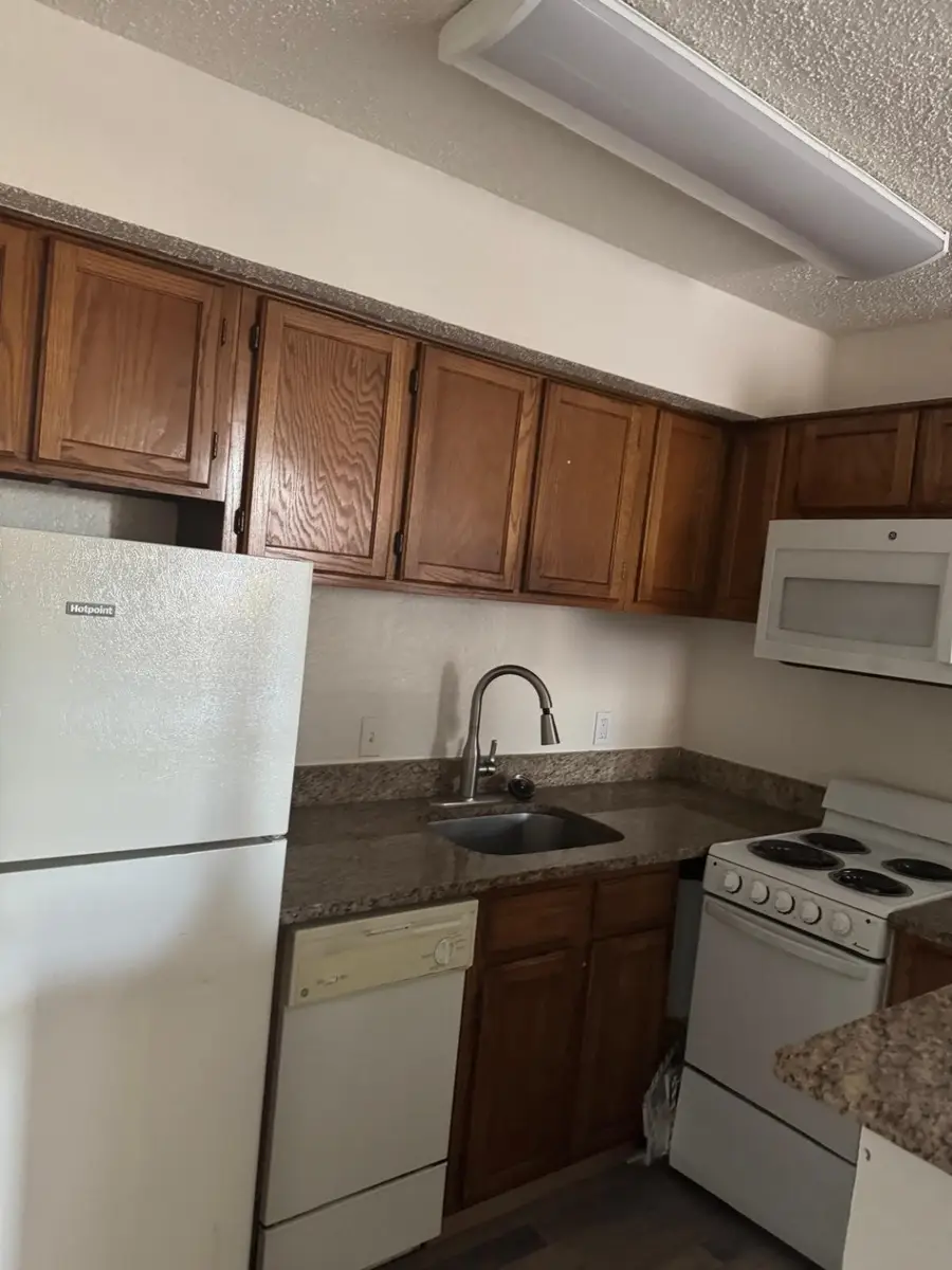 9825 Walnut Street #305, Dallas, TX 75243 - Image #2