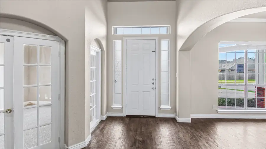 2622 Westwind Drive, Corinth, TX 76210 - Image #2