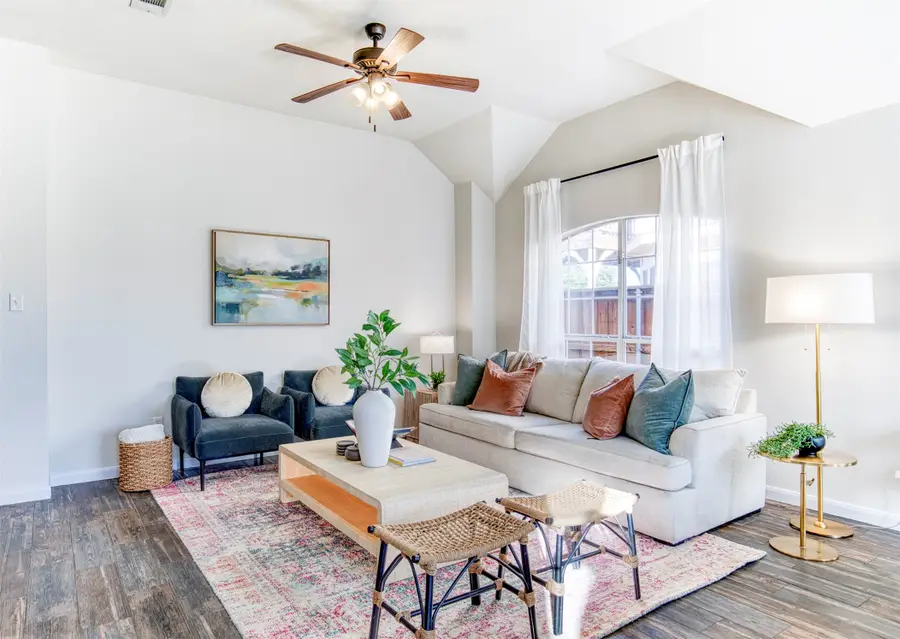 10814 Spring Lake Road, Frisco, TX 75035 - Image #3