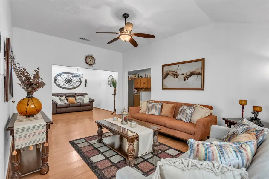 10419 Blackjack Oaks Drive, Dallas, TX 75227 - Image #3