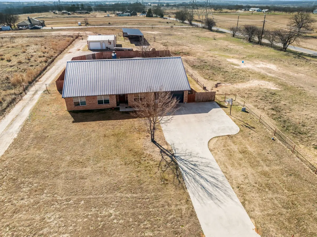2366 County Road 1370, Alvord, TX 76225 - #1