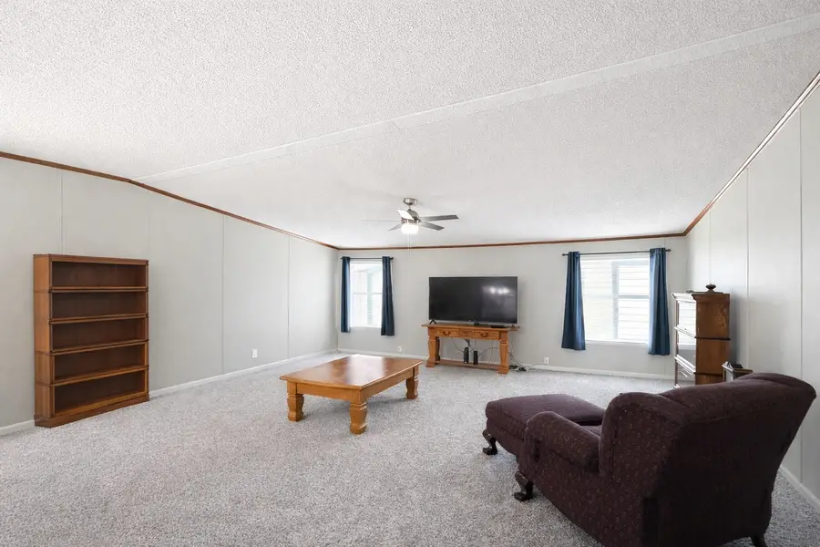 6013 Idaho Trail, Granbury, TX 76048 - #3