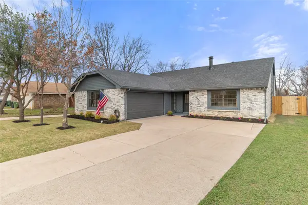 2301 Sharpshire Lane, Arlington, TX 76014