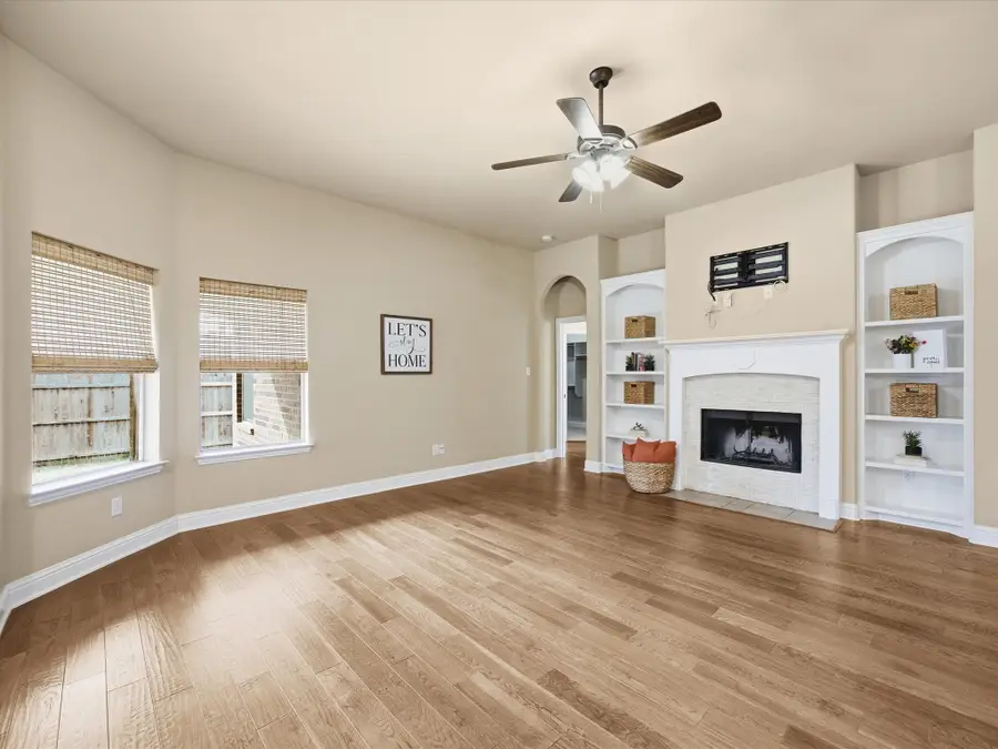 5204 Agave Way, Fort Worth, TX 76126 - Image #2