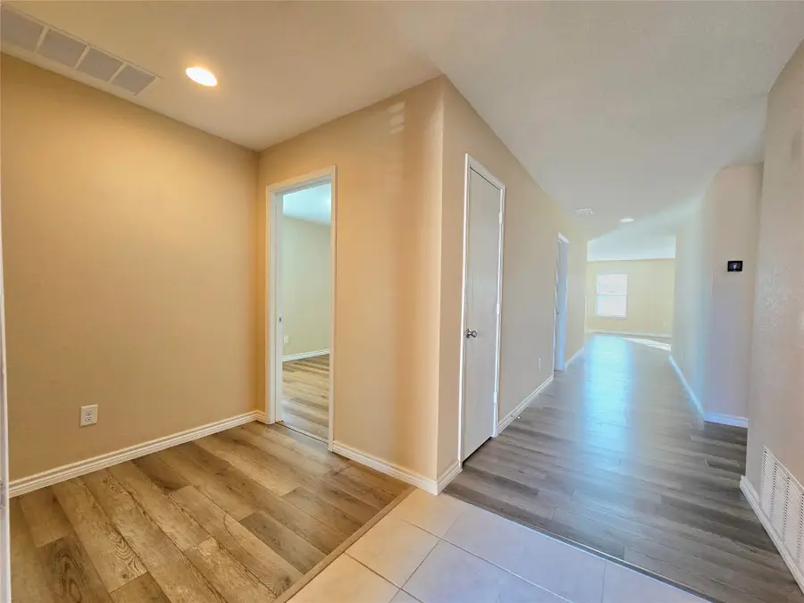 14822 Magnolia Lane, Balch Springs, TX 75180 - Image #3