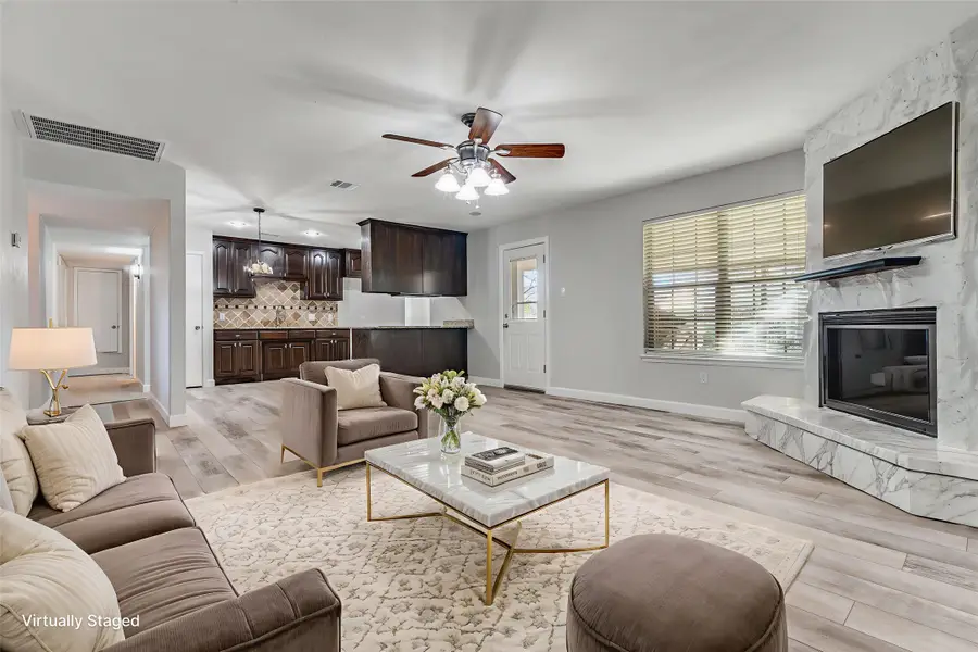 210 Blair Lane, Arlington, TX 76014 - Image #2