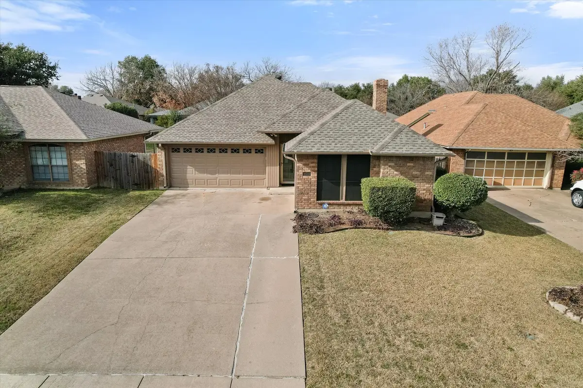 1511 Brook Forest Drive, Mansfield, TX 76063 - Image #1