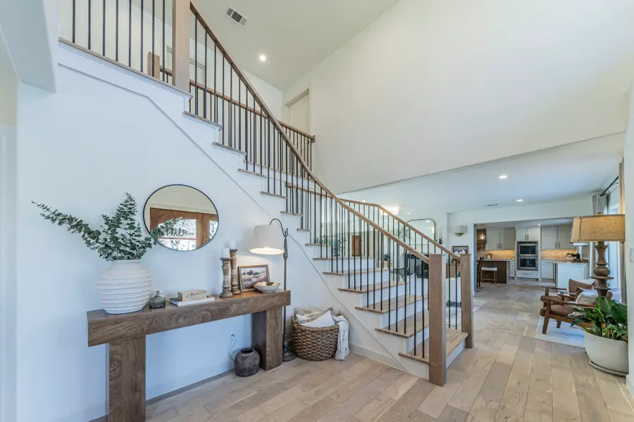 320 Cross Timbers Drive, Double Oak, TX 75077 - Image #3