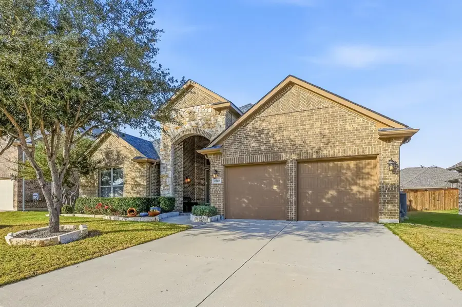 2940 Cool Water Terrace, Grand Prairie, TX 75054 - Image #2