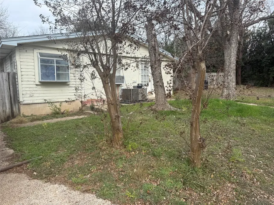 1617 Blackmon Street, Waco, TX 76708 - Image #2