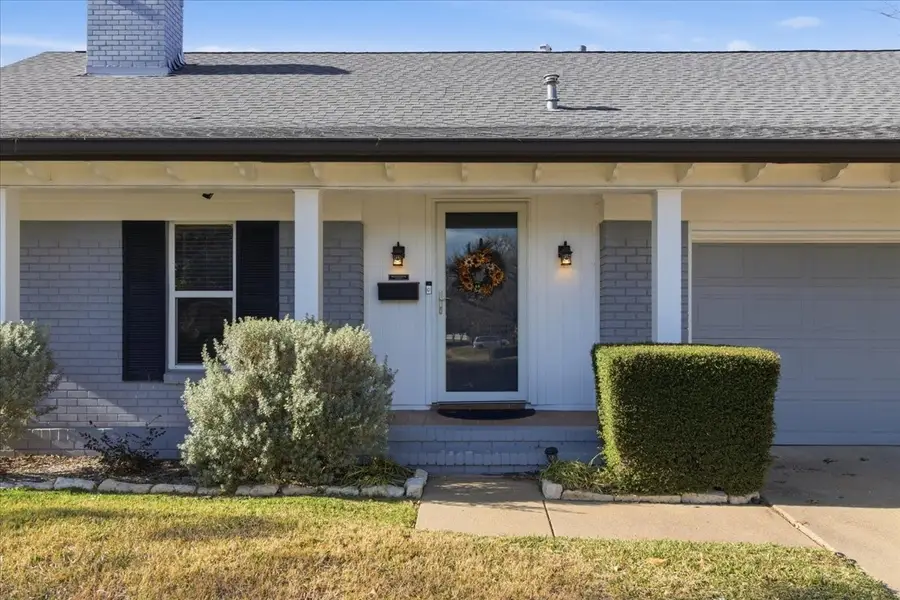 1140 Gloucester Court S, Irving, TX 75062 - Image #3