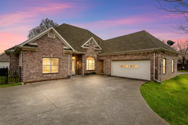 301 N Elm, Quinlan, TX 75474