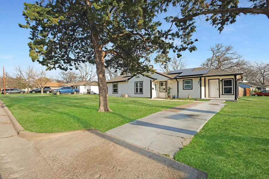 709 Dallas Street, Grand Prairie, TX 75051 - #2