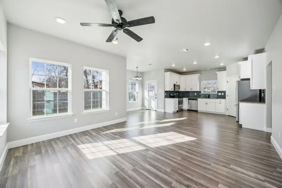 704 E Jefferson Street, Waxahachie, TX 75165 - Image #3