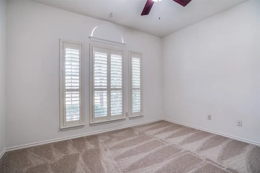 2936 Maple Creek Drive, Fort Worth, TX 76177 - #3