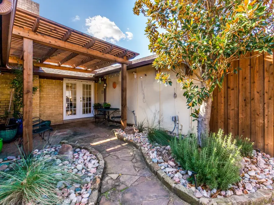 1803 Baylor Drive, Richardson, TX 75081 - Image #2