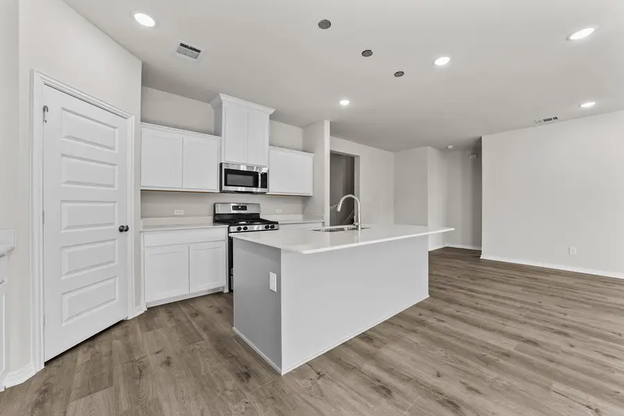 555 Forest Haven Drive, Van Alstyne, TX 75495 - #2