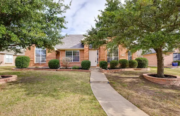 10210 Bent Tree Drive, Rowlett, TX 75089