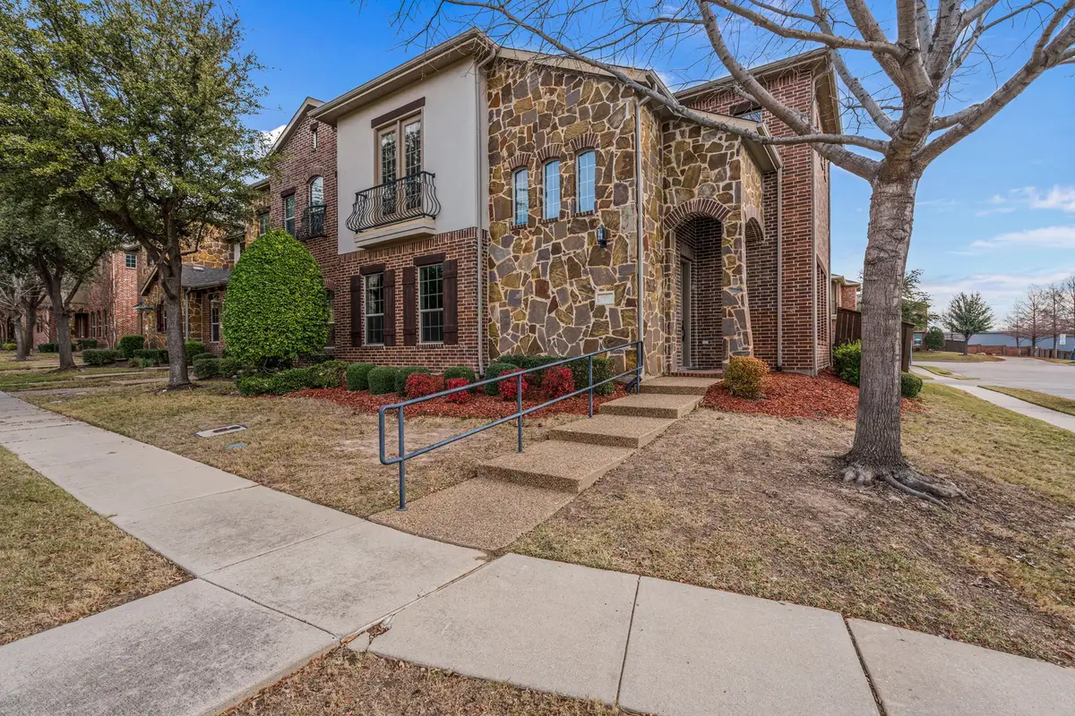 8604 Calvin Road, Irving, TX 75063 - Image #1