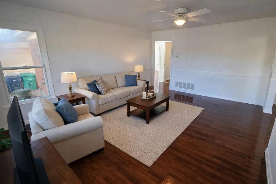 1928 Oakland Boulevard, Fort Worth, TX 76103 - Image #3