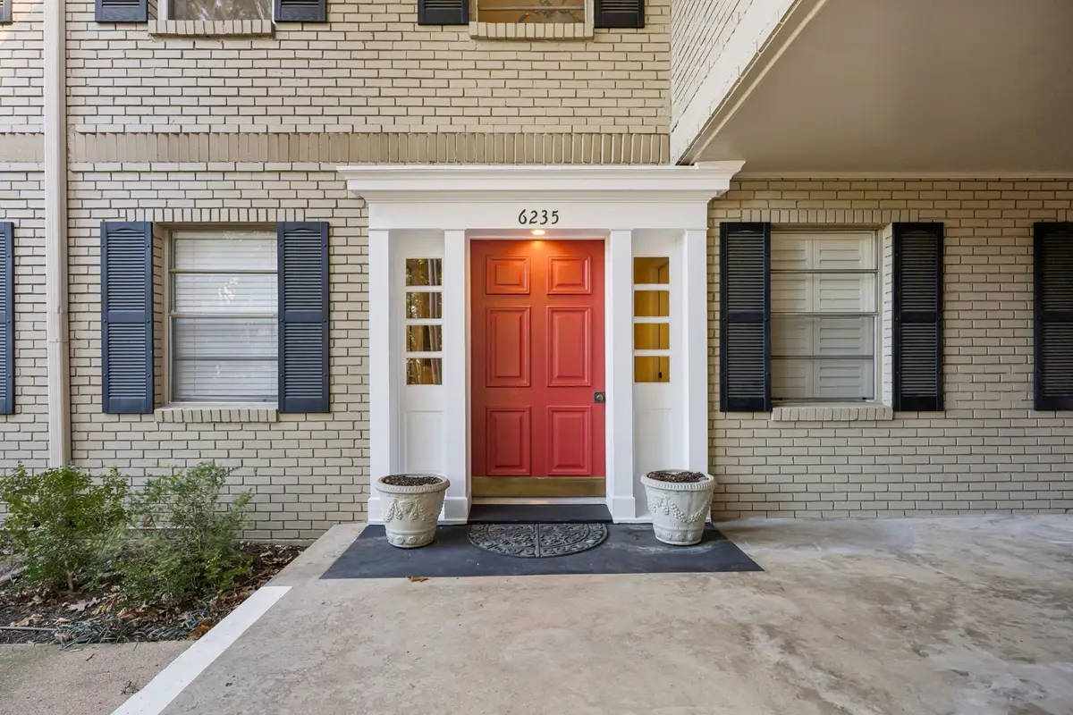 6235 Bandera Avenue #D, Dallas, TX 75225 - Image #1