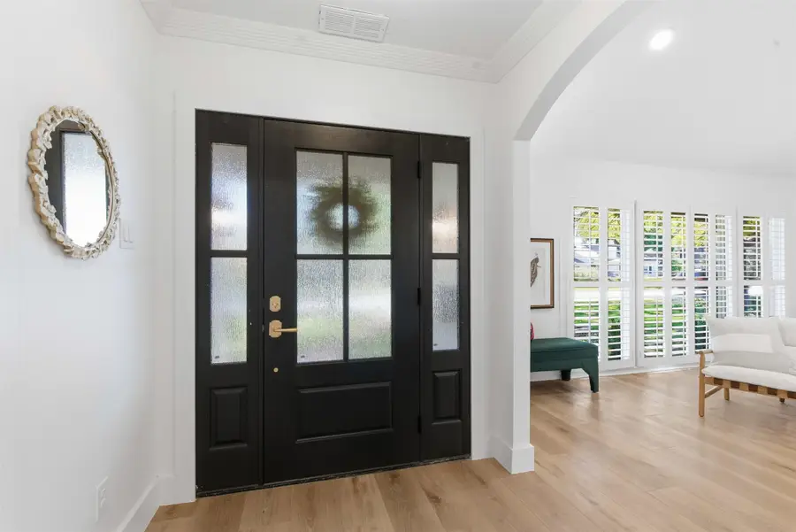 309 Eastwood Avenue, Fort Worth, TX 76107 - #2