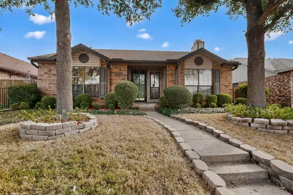 3836 O B Crowe Drive, Dallas, TX 75227