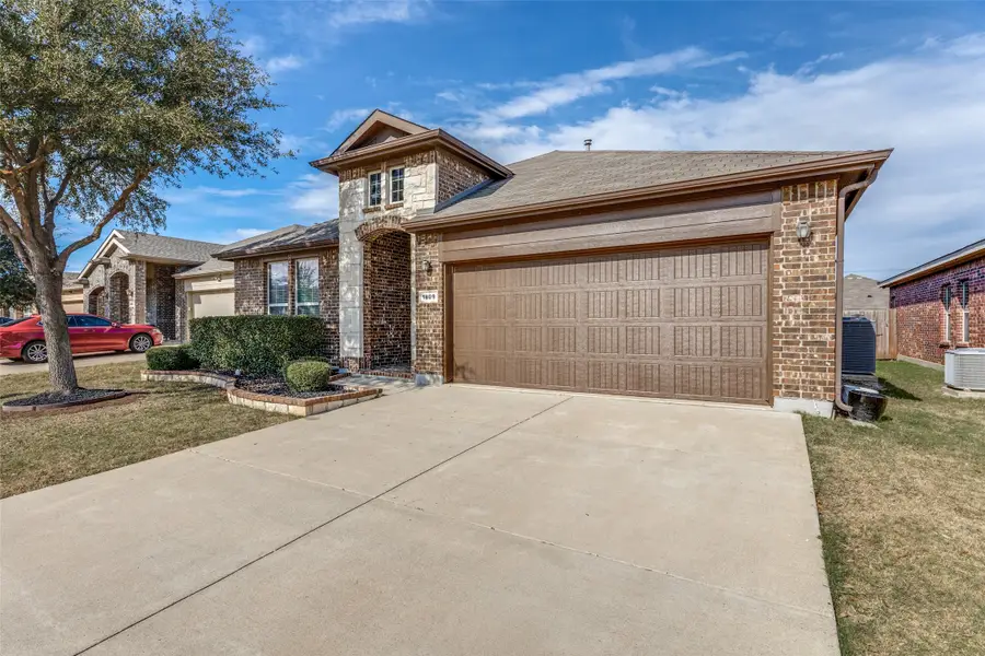 1809 Velarde Road, Fort Worth, TX 76131 - Image #3