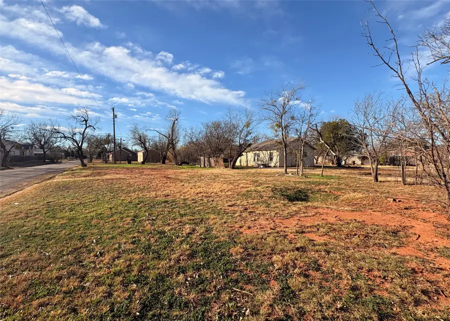 202 Sammons Street, Abilene, TX 79605 - Image #2