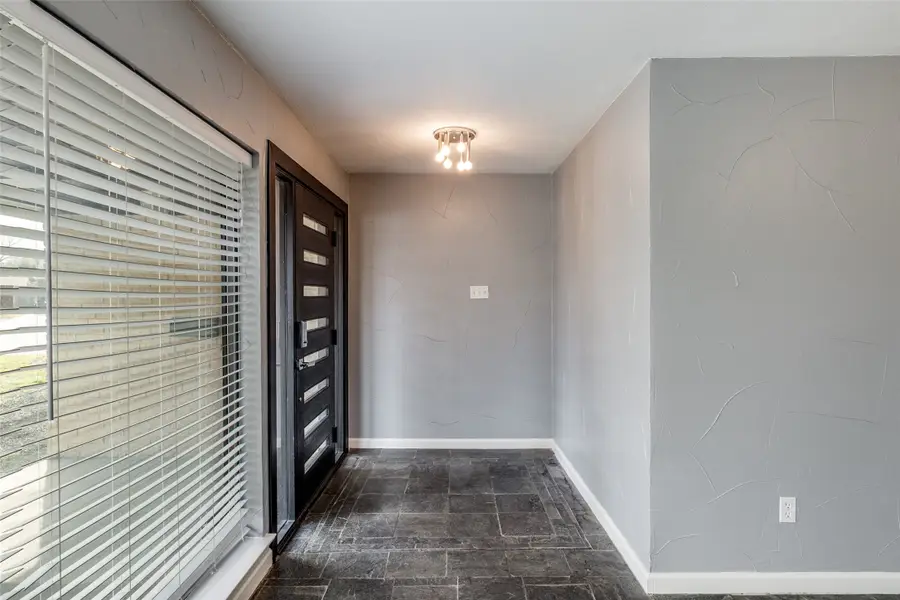 7111 Wild Valley Drive, Dallas, TX 75231 - Image #3