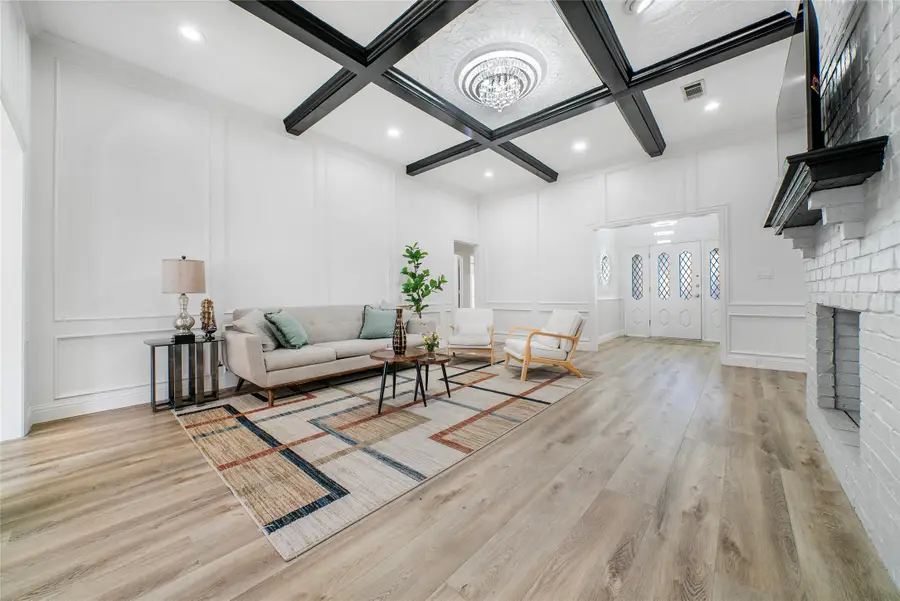 700 Macarthur Court, Irving, TX 75061 - Image #3