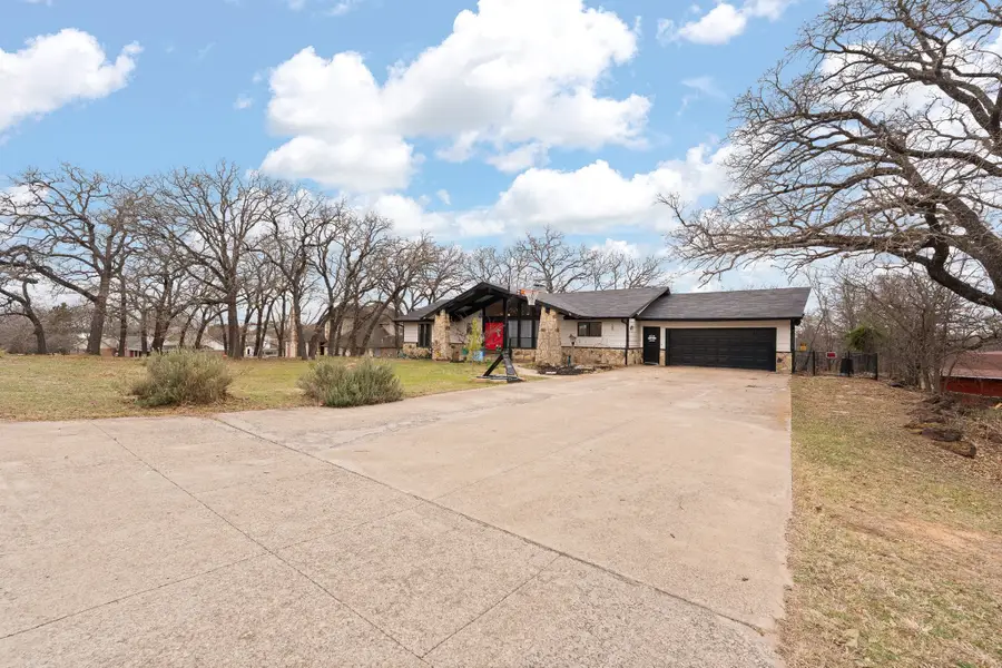 1206 Honeysuckle Drive, Keene, TX 76059 - #3