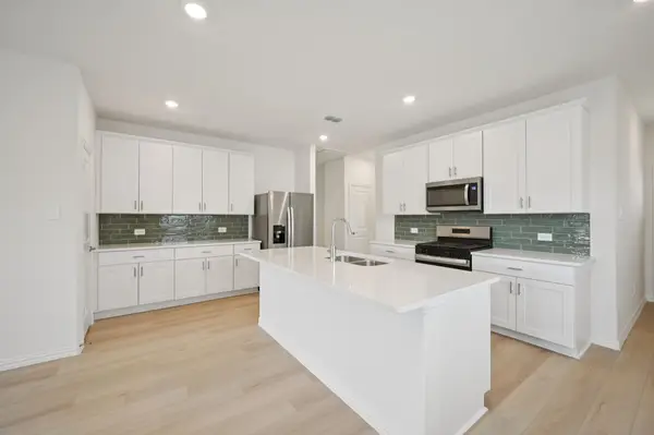 805 Dotty Drive, Princeton, TX 75071