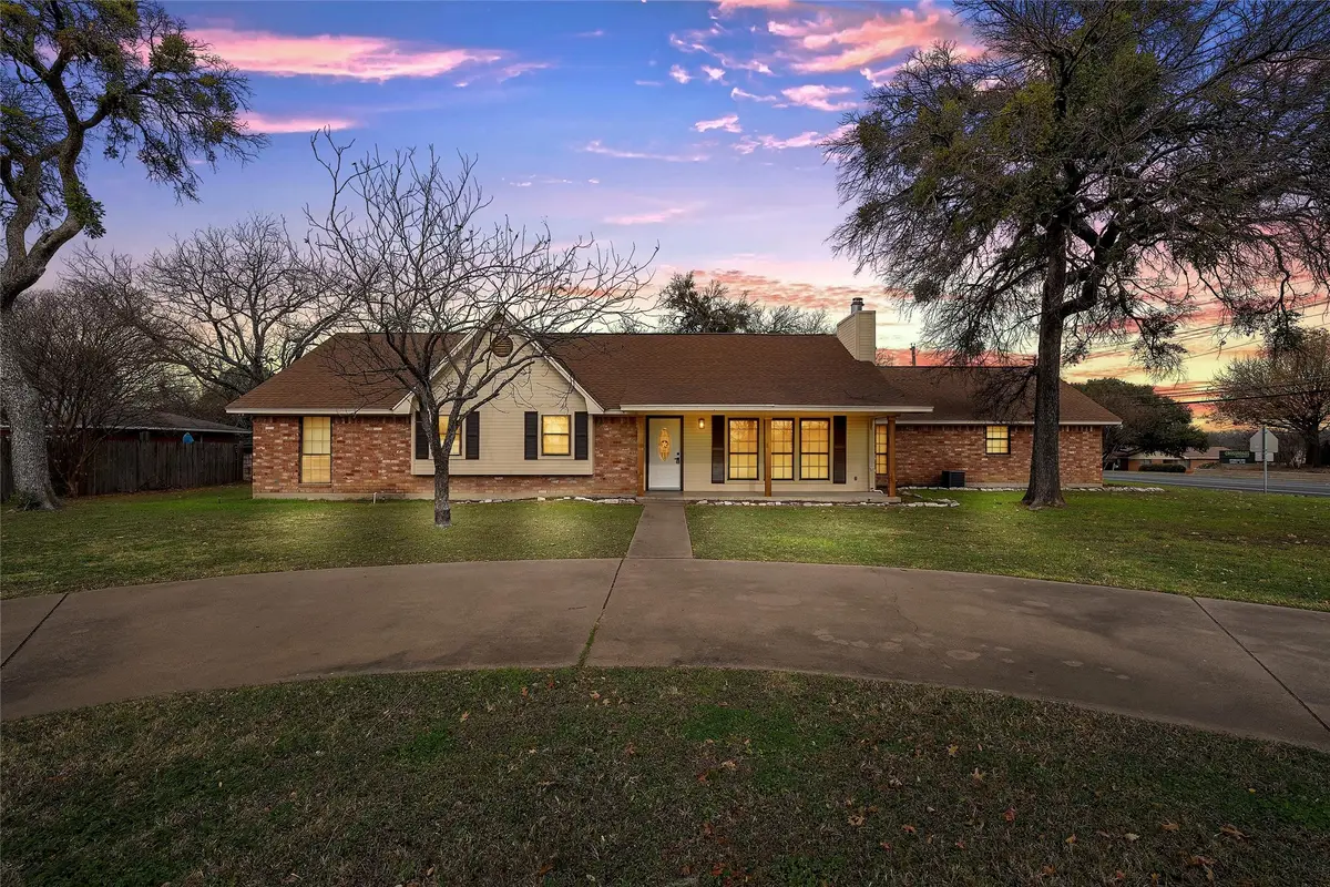 9101 Midway Drive, Woodway, TX 76712 - #1