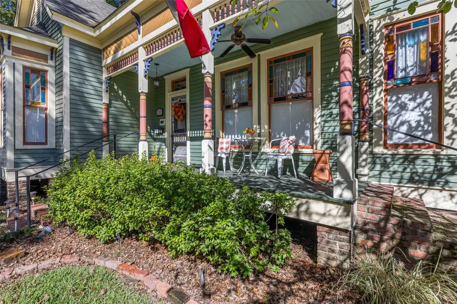 203 E Dixon Street, Jefferson, TX 75657 - #2