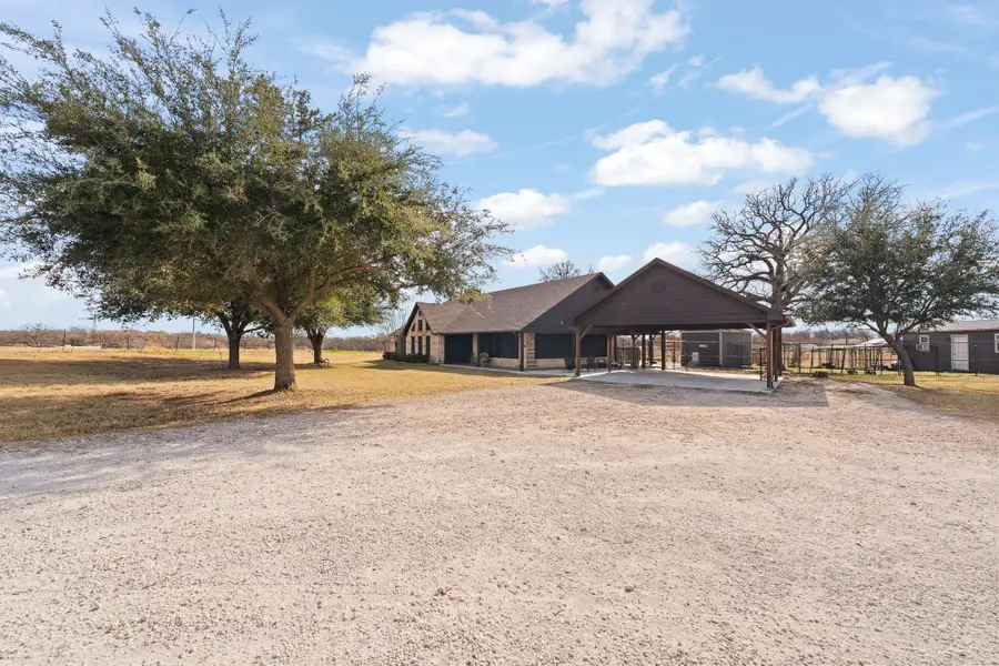 1366 Hcr 1414, Covington, TX 76636 - #3