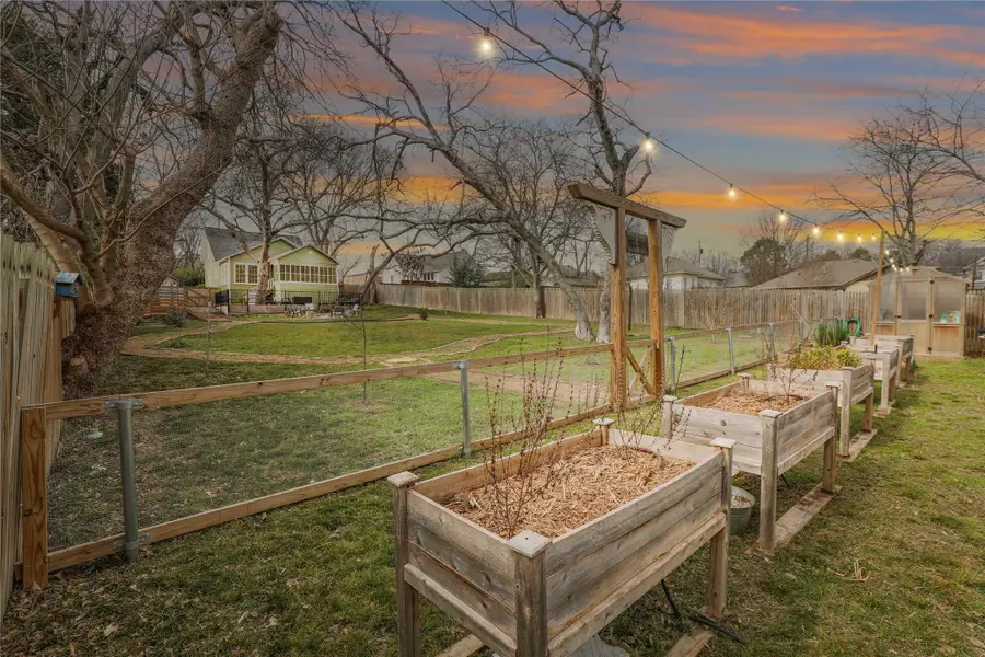 207 S College Street, McKinney, TX 75069 - Image #2