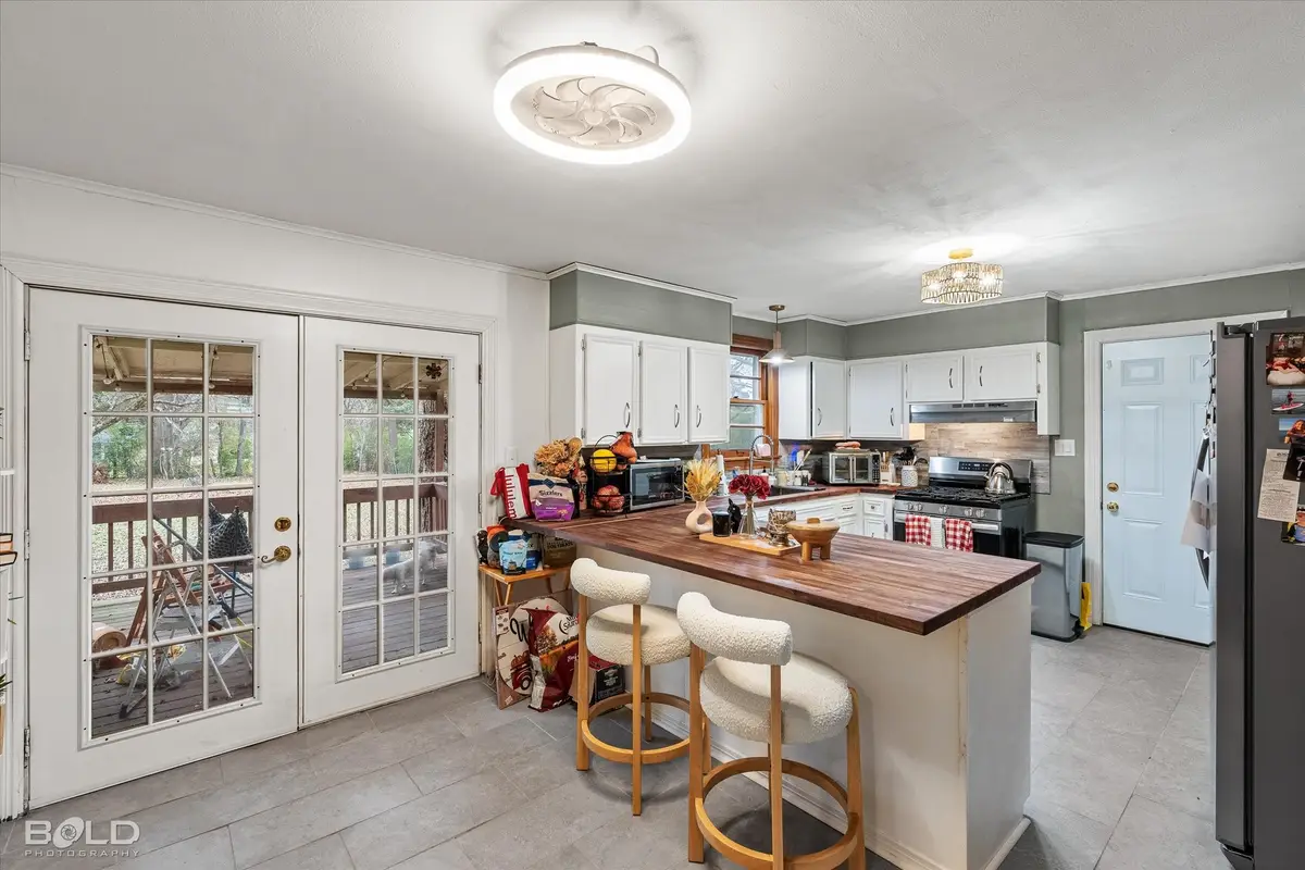 305 Greenwood Street, Mooringsport, LA 71060 - #1