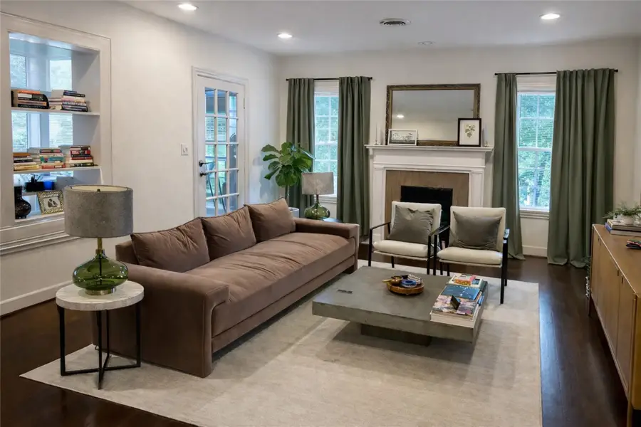 4205 Prescott Avenue, Dallas, TX 75219 - Image #2