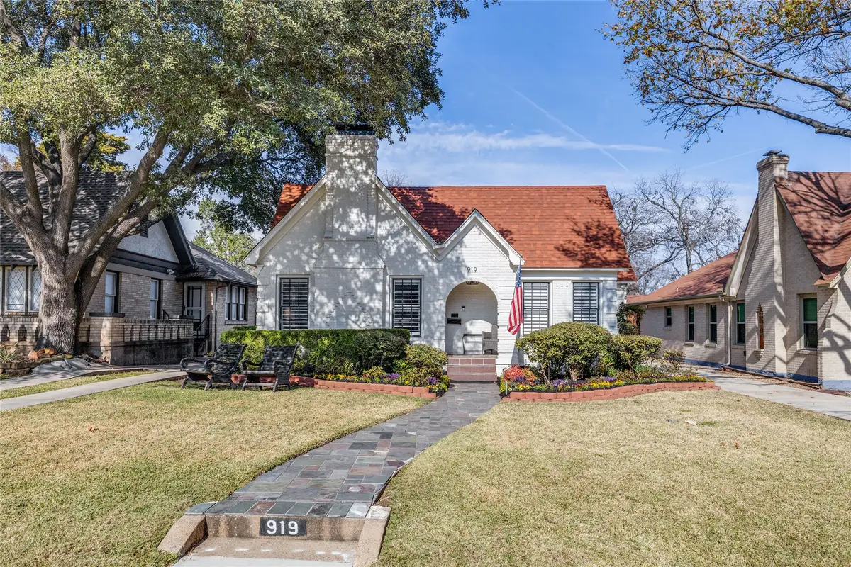 919 Stewart Drive, Dallas, TX 75208 - Image #1