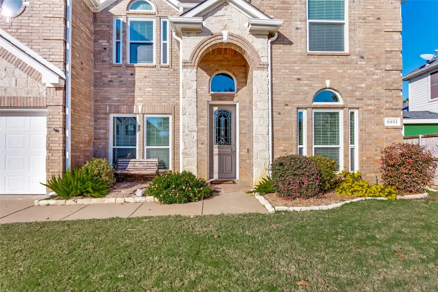 6801 Ijaz Drive, Arlington, TX 76017 - Image #2